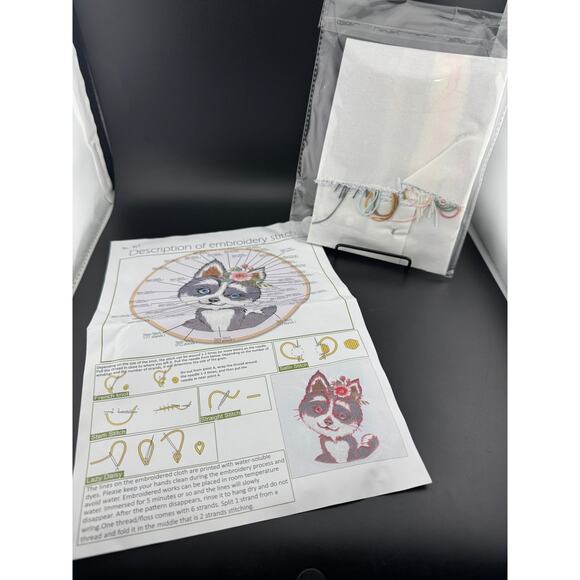 New Dog Embroidery Kit - Husky - No. 817 - Picture 3 of 3